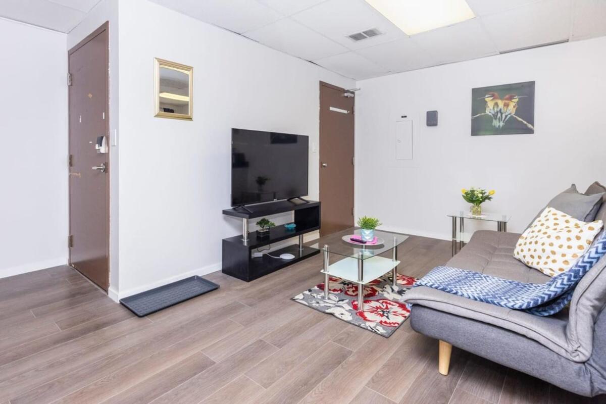 Modern 1Br Condo - Chinatown Near Little Italy Оттава Экстерьер фото