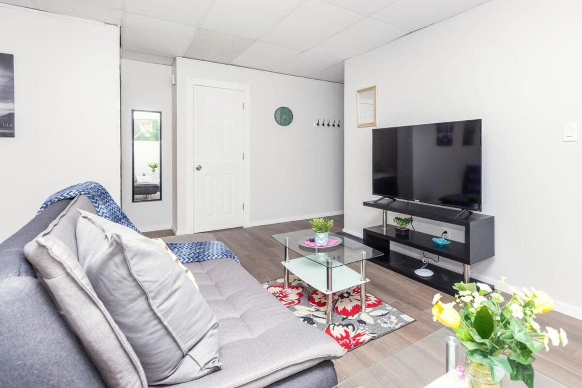 Modern 1Br Condo - Chinatown Near Little Italy Оттава Экстерьер фото