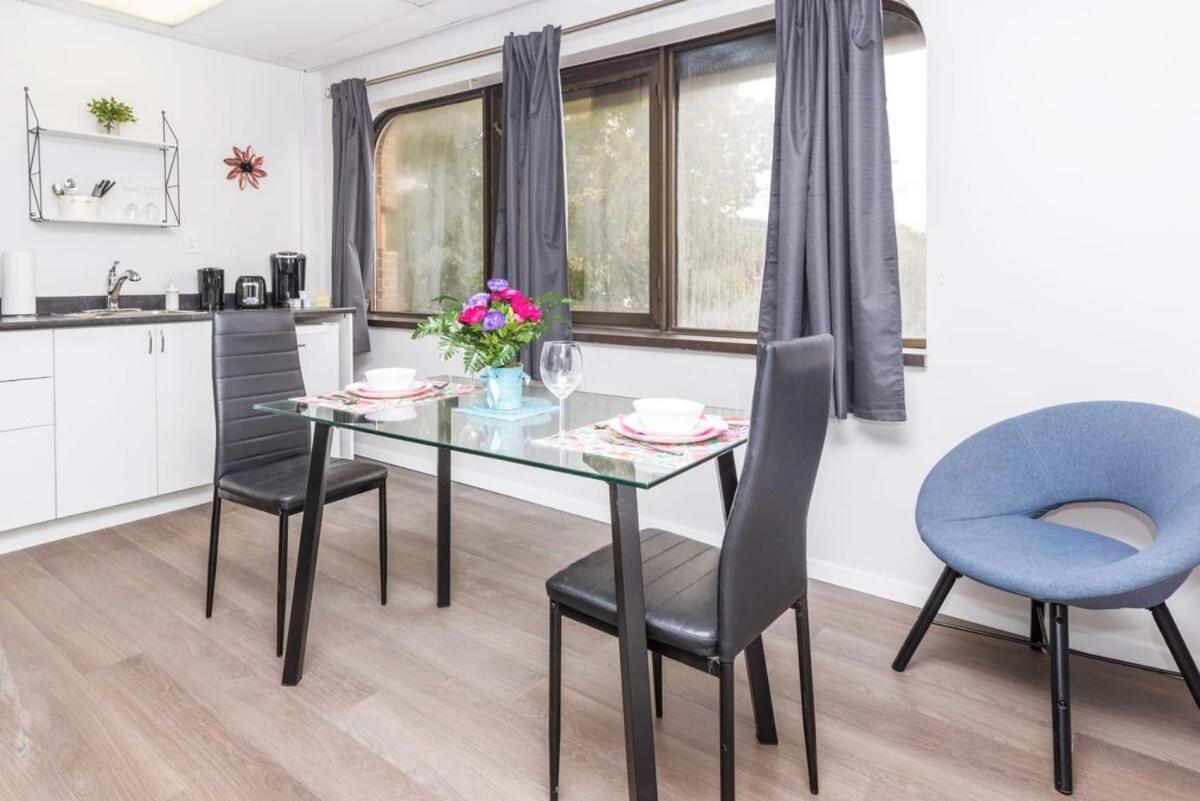 Modern 1Br Condo - Chinatown Near Little Italy Оттава Экстерьер фото